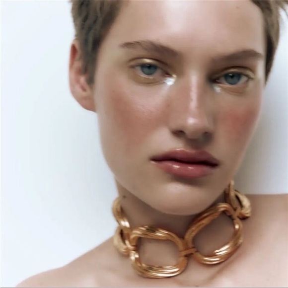 Zara Bold Gold-Plated Chain Link Chocker Necklace - Picture 1 of 5